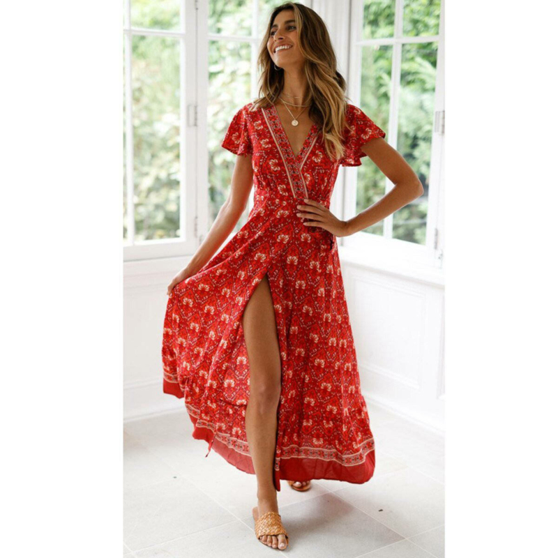 Rotes boho-Kleid mit Schärpe