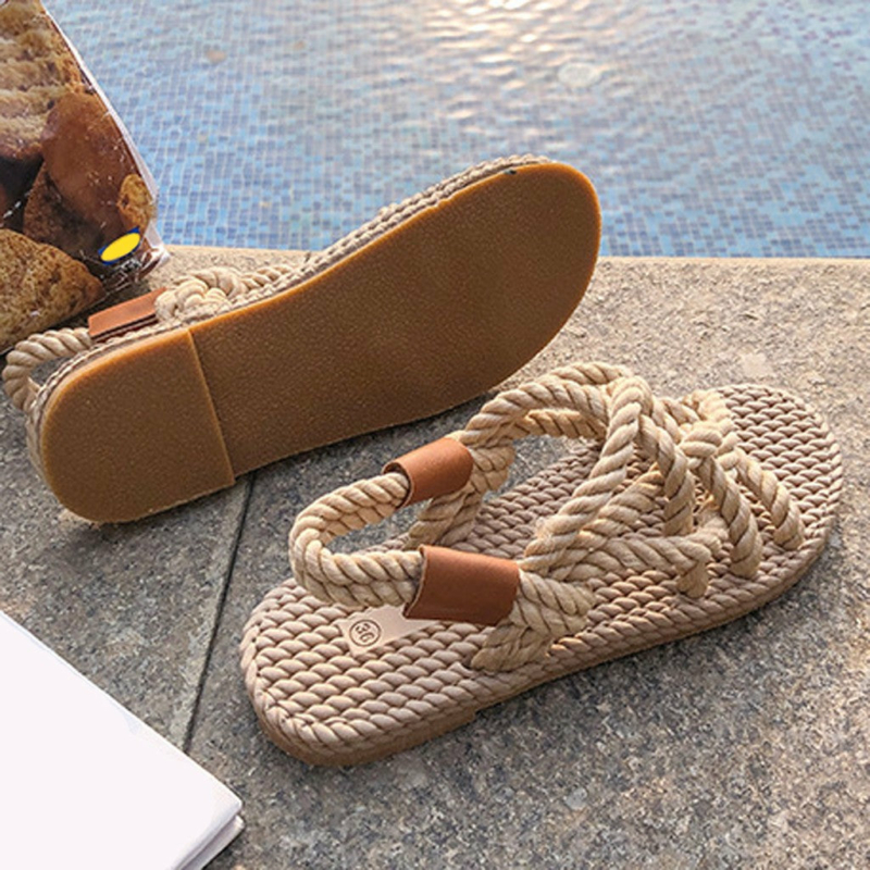 boho-SANDALEN AUS GEFLOCHTENEM SEIL